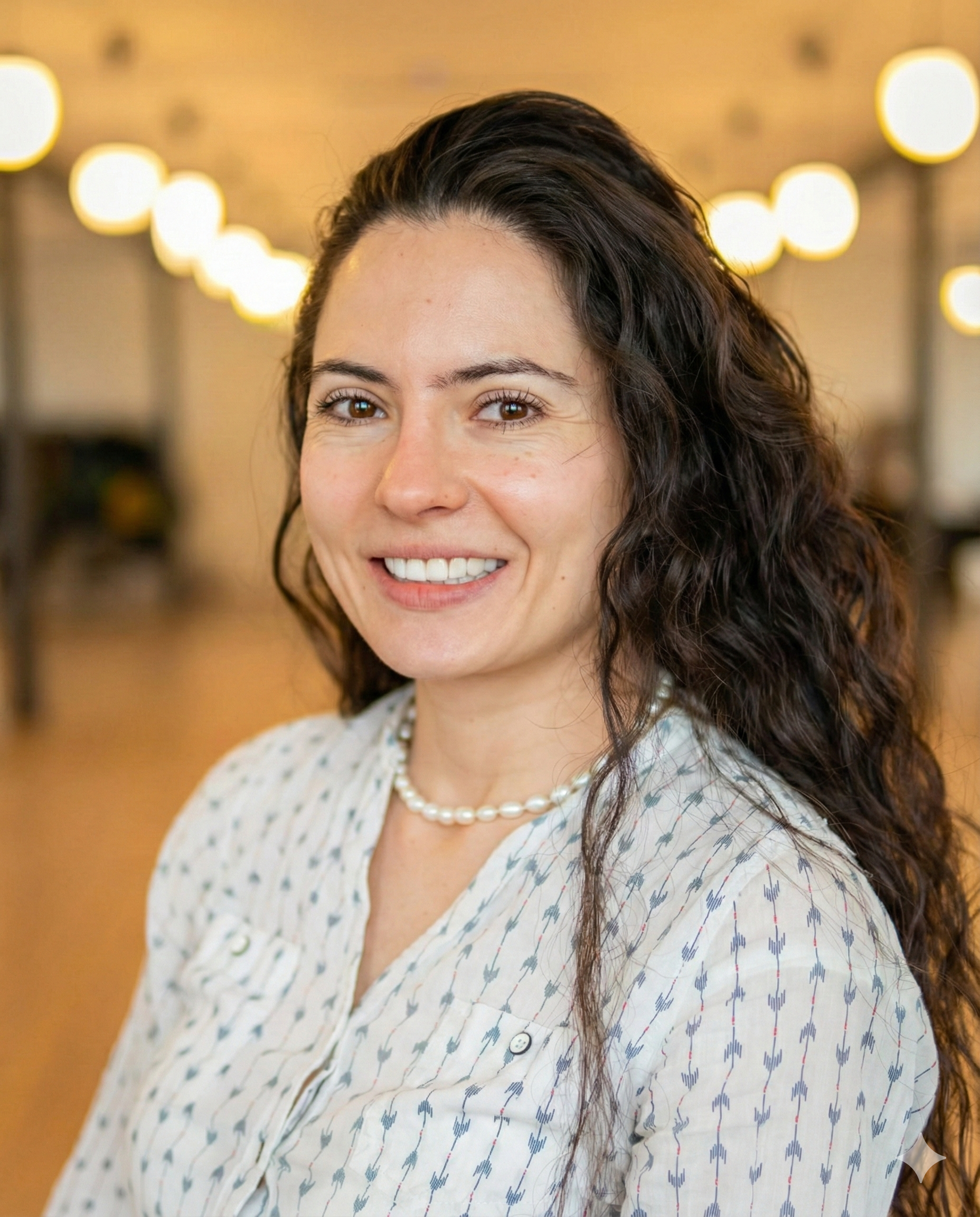 Professional profile picture of Paloma Cardozo